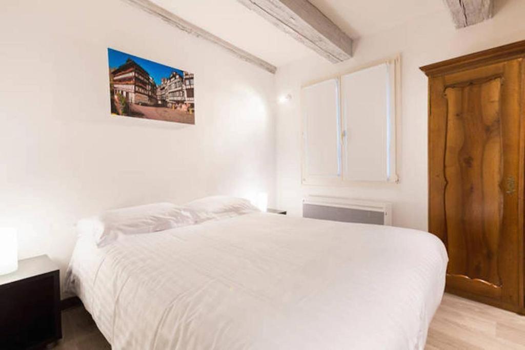 Historic City Center - Petite Venise Suites Colmar Exterior photo